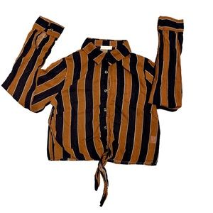 Miss Love crop tops women blouses
women's size S